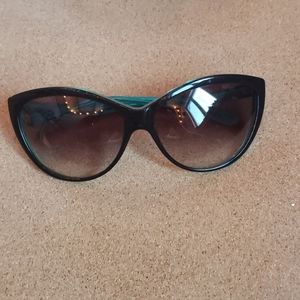 McQueen Cat eye sunglasses
